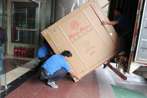 融安钢琴贵重工艺品无忧运